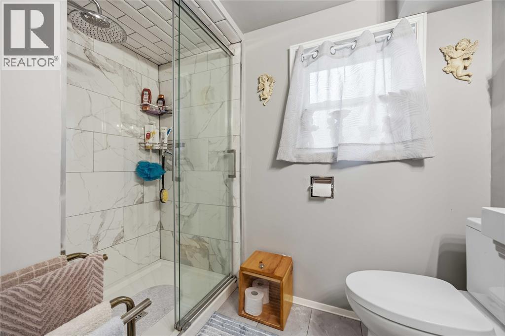 1293 Severin Drive South Property Photo 19