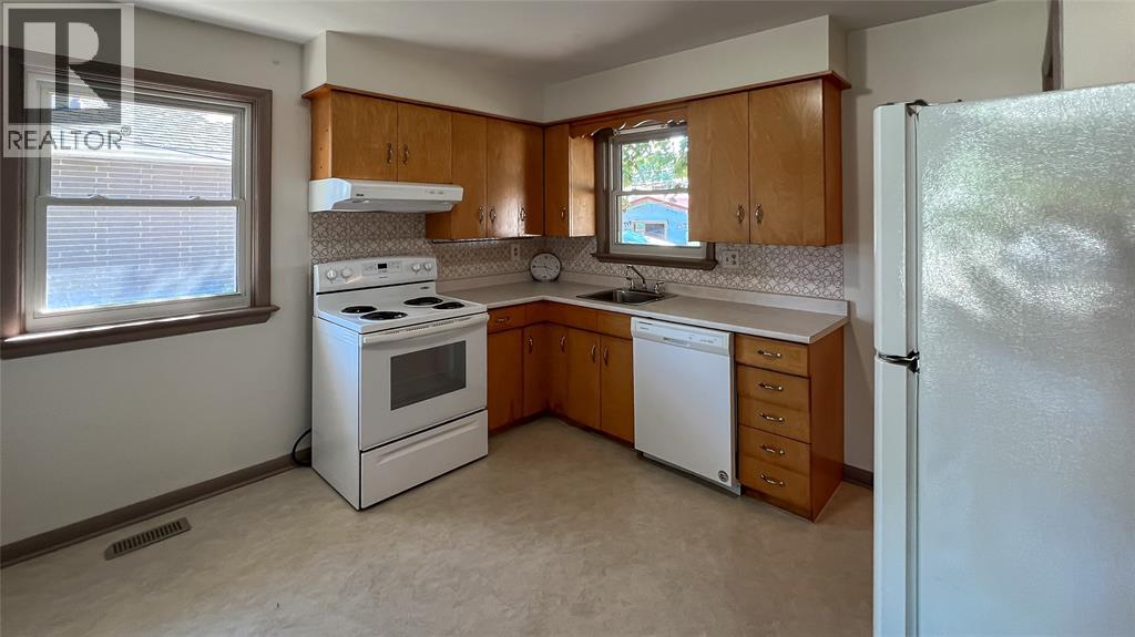 144 Grey Crescent Property Photo 8
