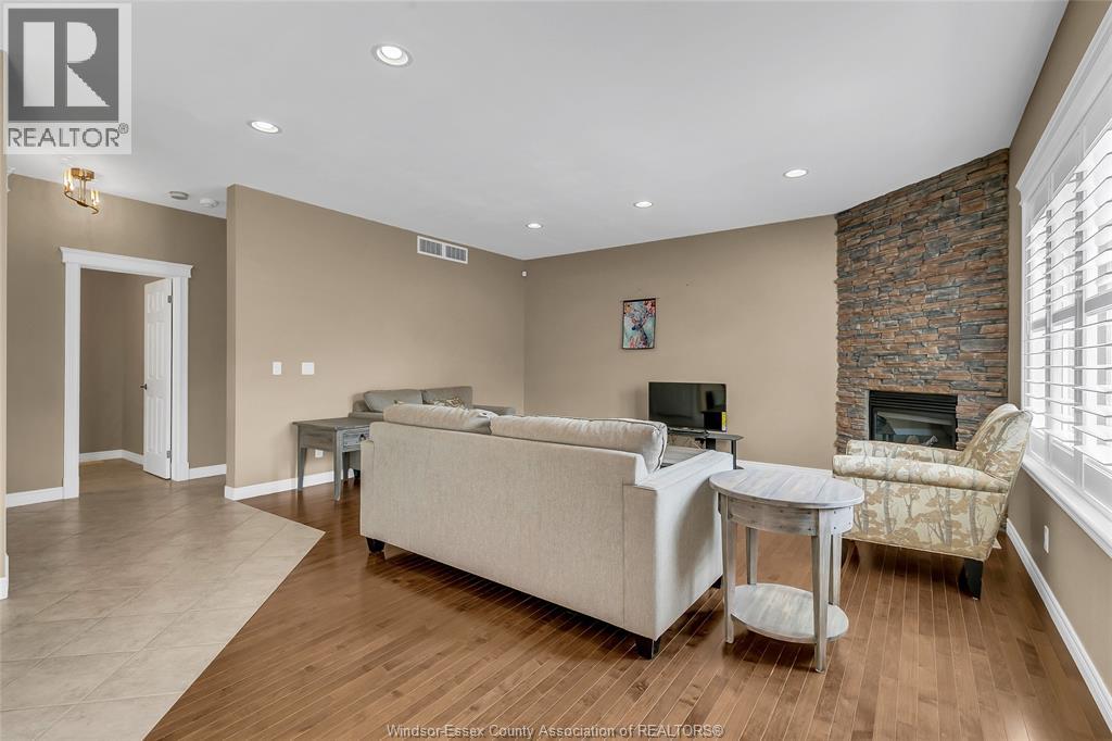 2259 St Patrick's Avenue Property Photo 7
