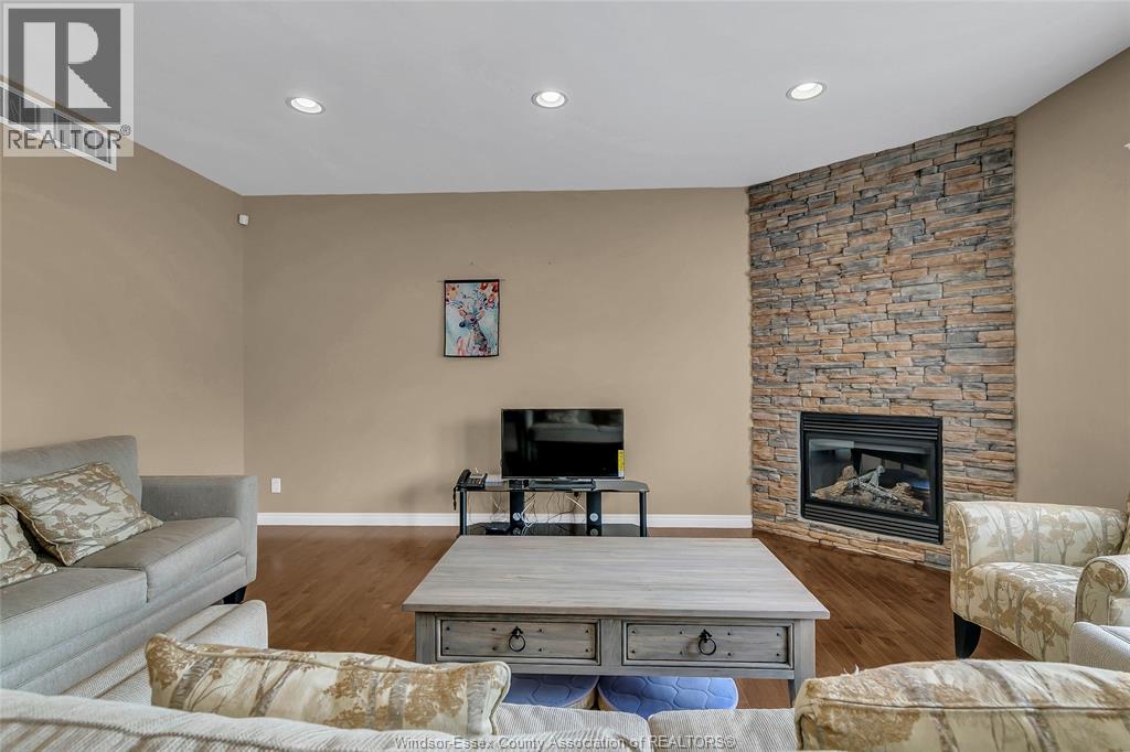 2259 St Patrick's Avenue Property Photo 8