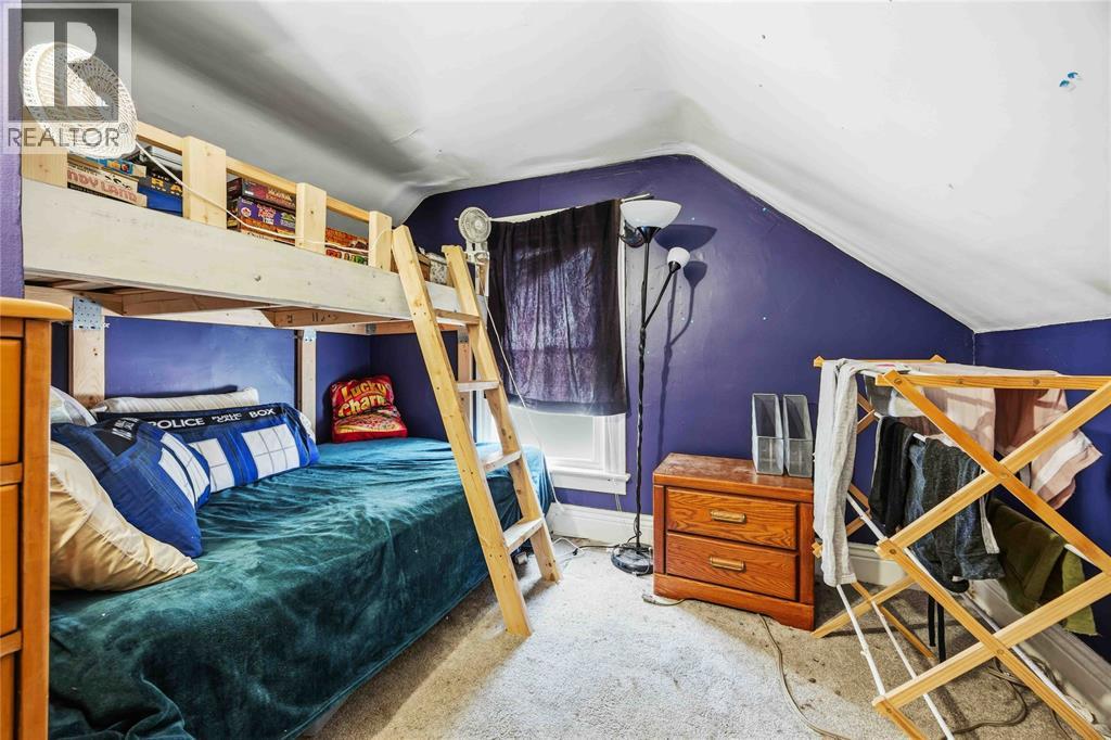 146 Mitton Street North Property Photo 22