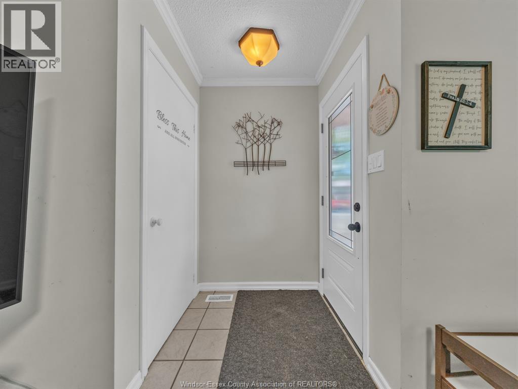 3149 Elmwood Crescent Property Photo 2