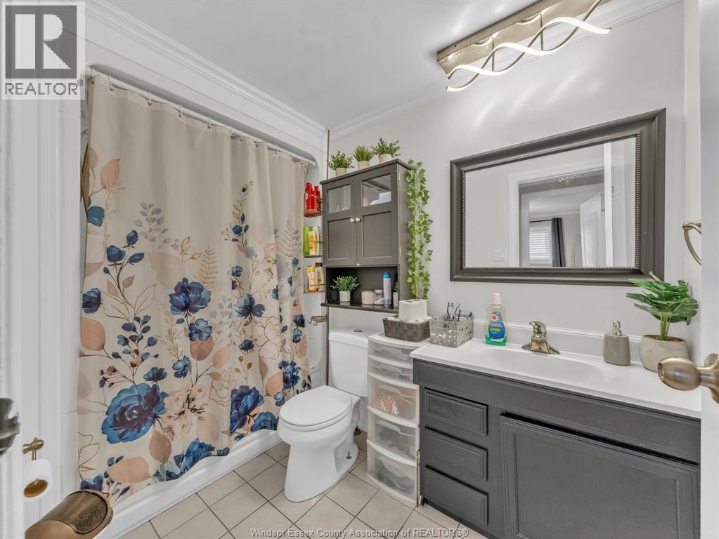 3149 Elmwood Crescent Property Photo 11