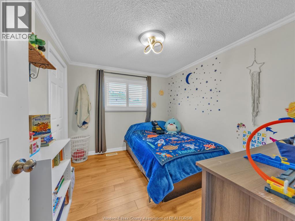 3149 Elmwood Crescent Property Photo 12