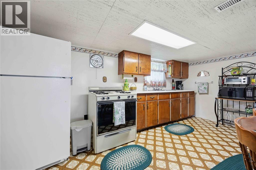 873 Michigan Avenue Property Photo 28
