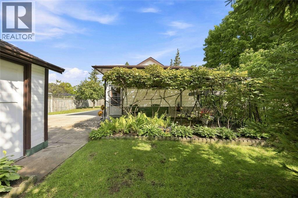 873 Michigan Avenue Property Photo 43