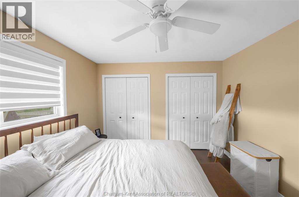 2027 Dufferin Avenue Property Photo 28
