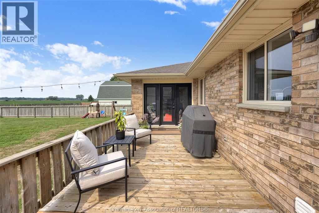 2027 Dufferin Avenue Property Photo 38