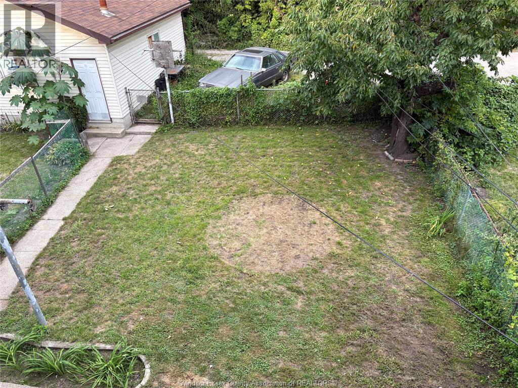 216 Cameron Avenue Property Photo 15