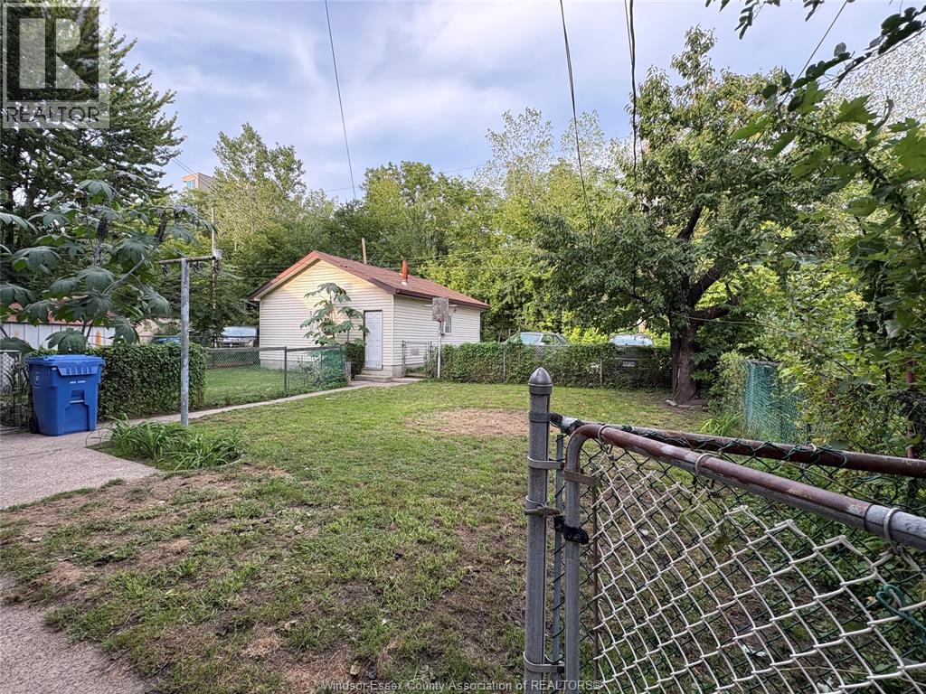 216 Cameron Avenue Property Photo 16