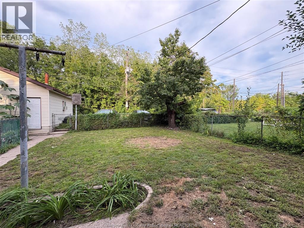 216 Cameron Avenue Property Photo 17