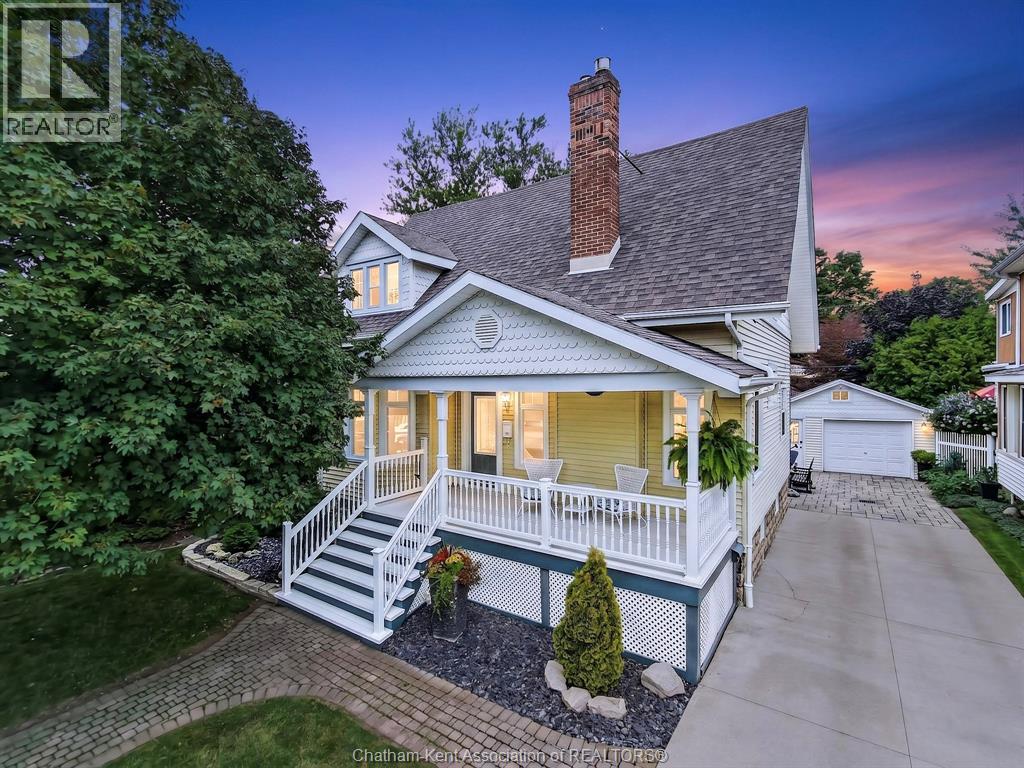 15 Ellwood AVENUE Property Photo 1