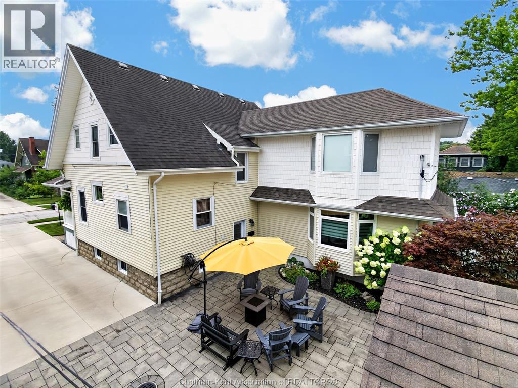 15 Ellwood Avenue Property Photo 3