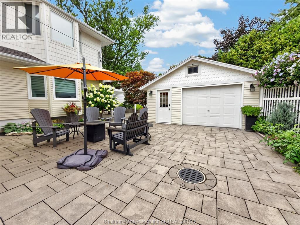 15 Ellwood Avenue Property Photo 4