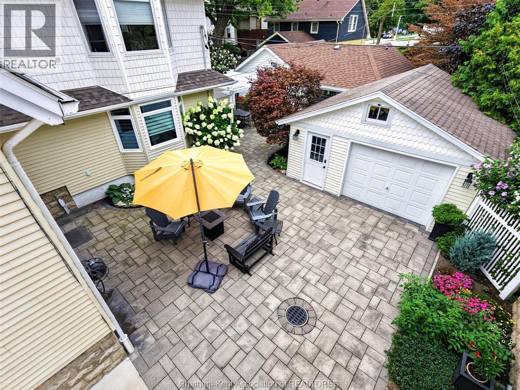 15 Ellwood Avenue Property Photo 6