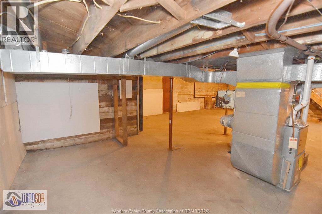 911 Front Road Property Photo 34