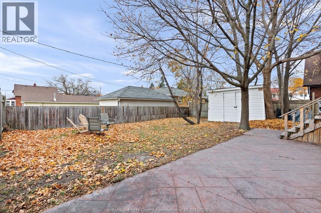 936 Arthur Property Photo 22
