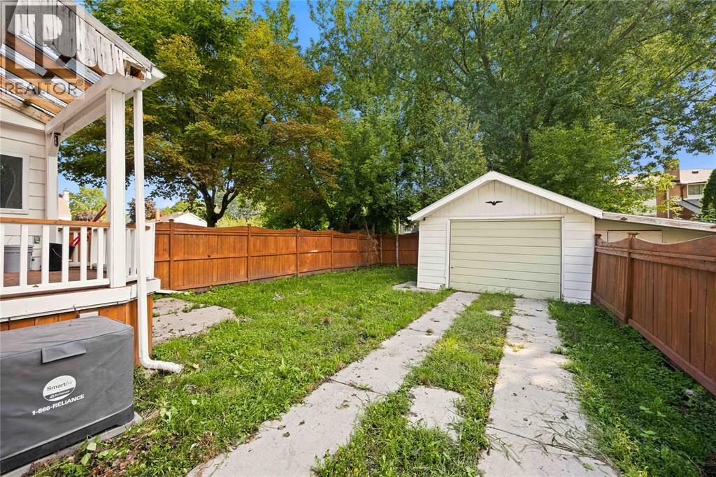 690 Kember Avenue Property Photo 25
