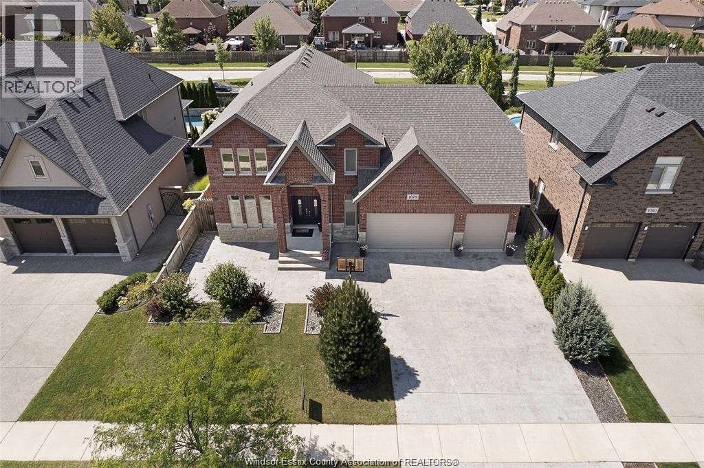 1078 Charlotte Property Photo 1