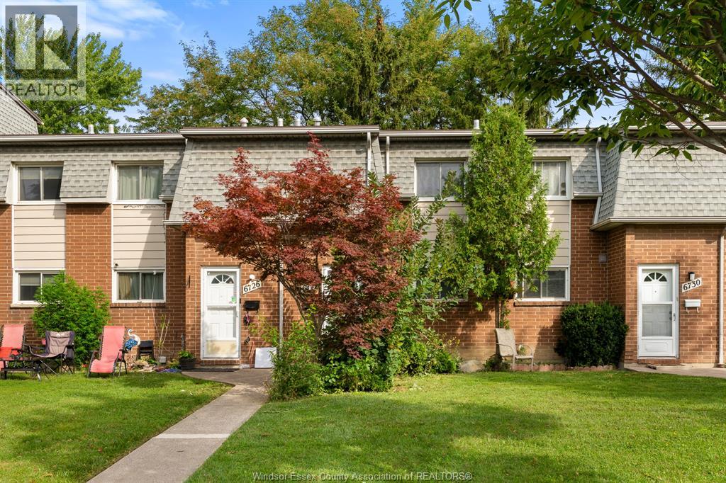 6728 ROSE-VILLE GARDEN DRIVE Unit# 15 Property Photo 1