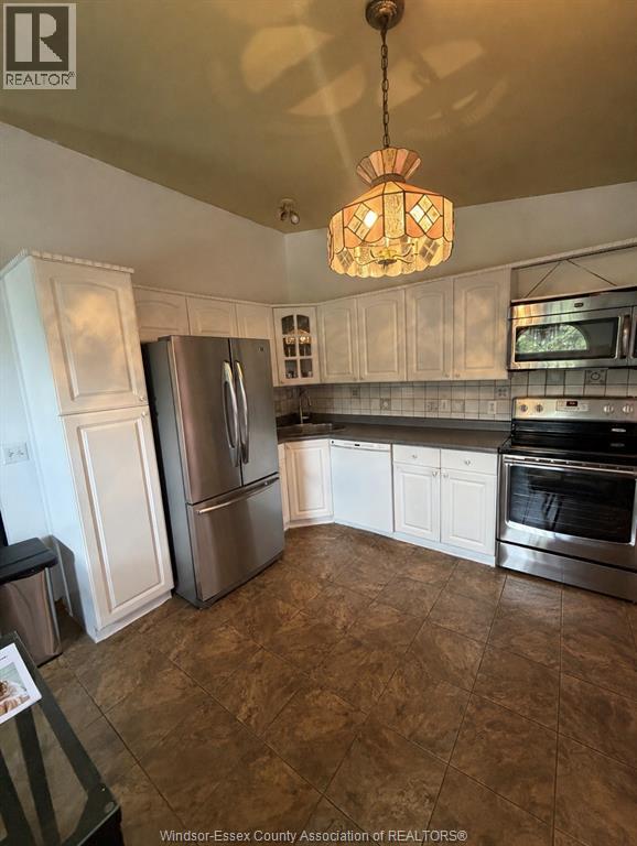 5 Allen Court Property Photo 3