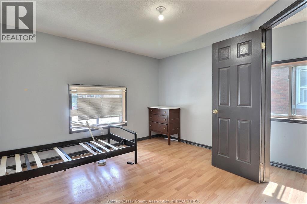 1920 University Avenue West Property Photo 19