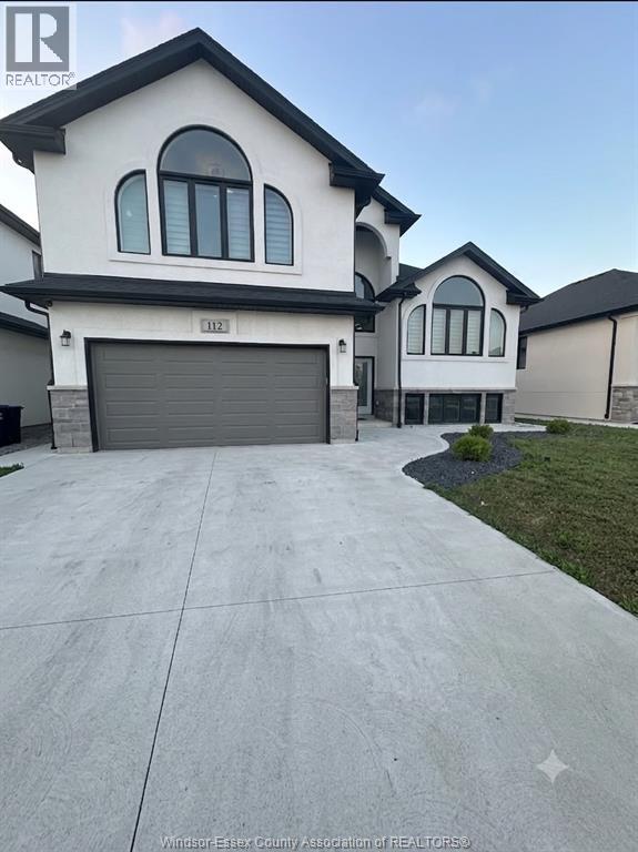 112 Kingsbridge Drive Unit# Lower Property Photo 1