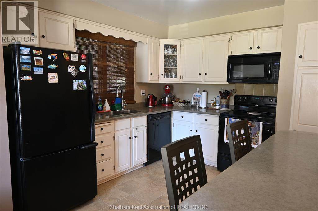 5 Bernard Avenue East Property Photo 9