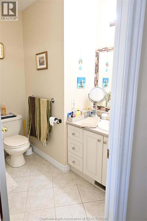 5 Bernard Avenue East Property Photo 14