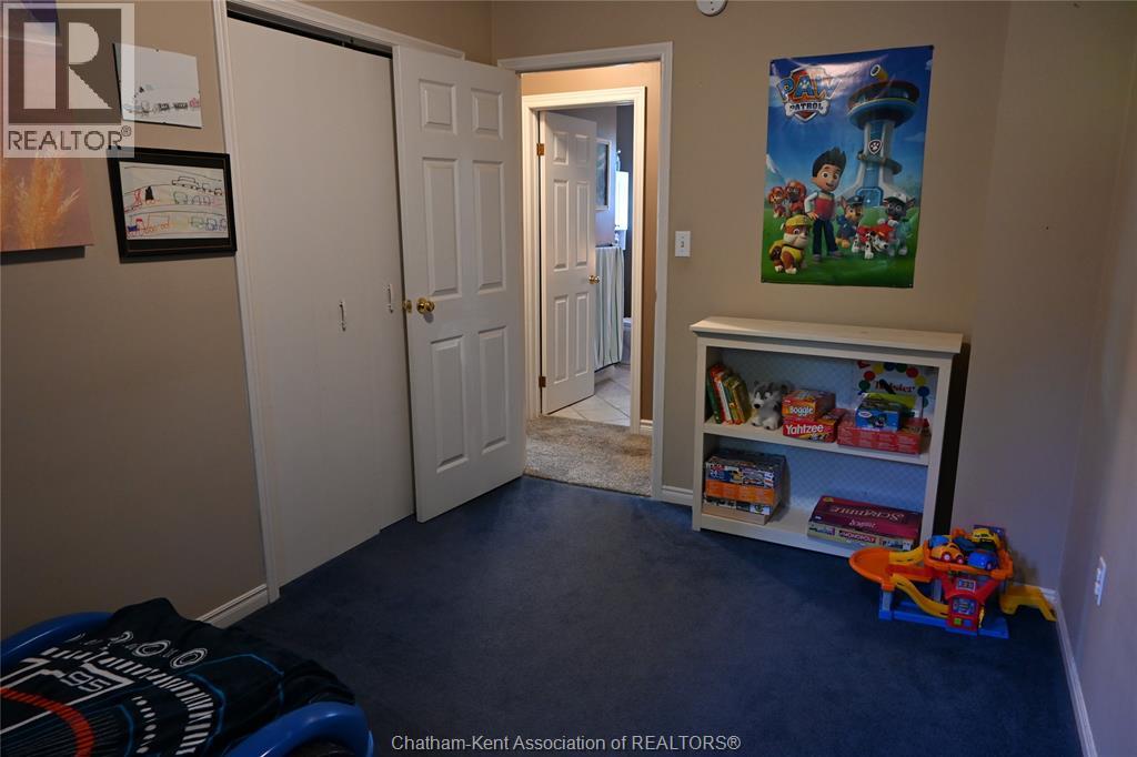 5 Bernard Avenue East Property Photo 18
