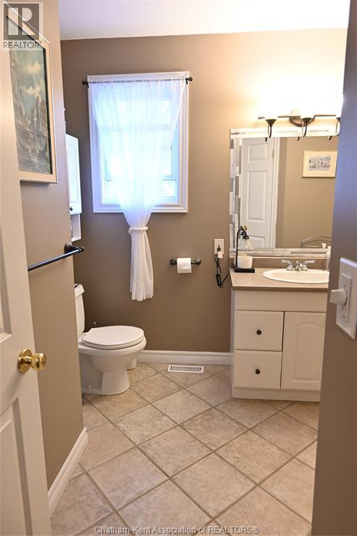 5 Bernard Avenue East Property Photo 20