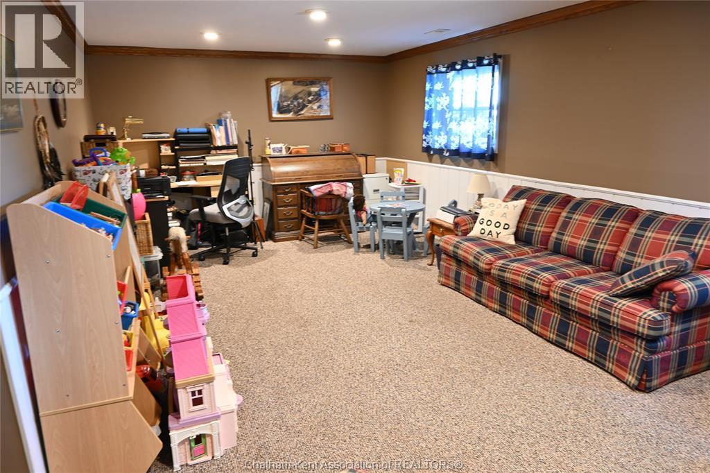 5 Bernard Avenue East Property Photo 21