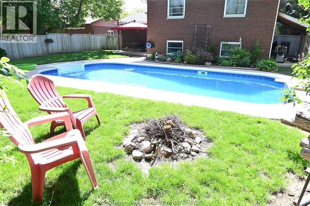 5 Bernard Avenue East Property Photo 30