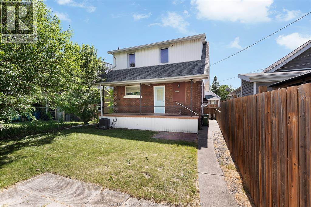1620 Drouillard Property Photo 6