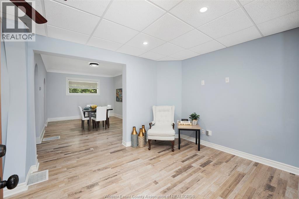 1620 Drouillard Property Photo 10