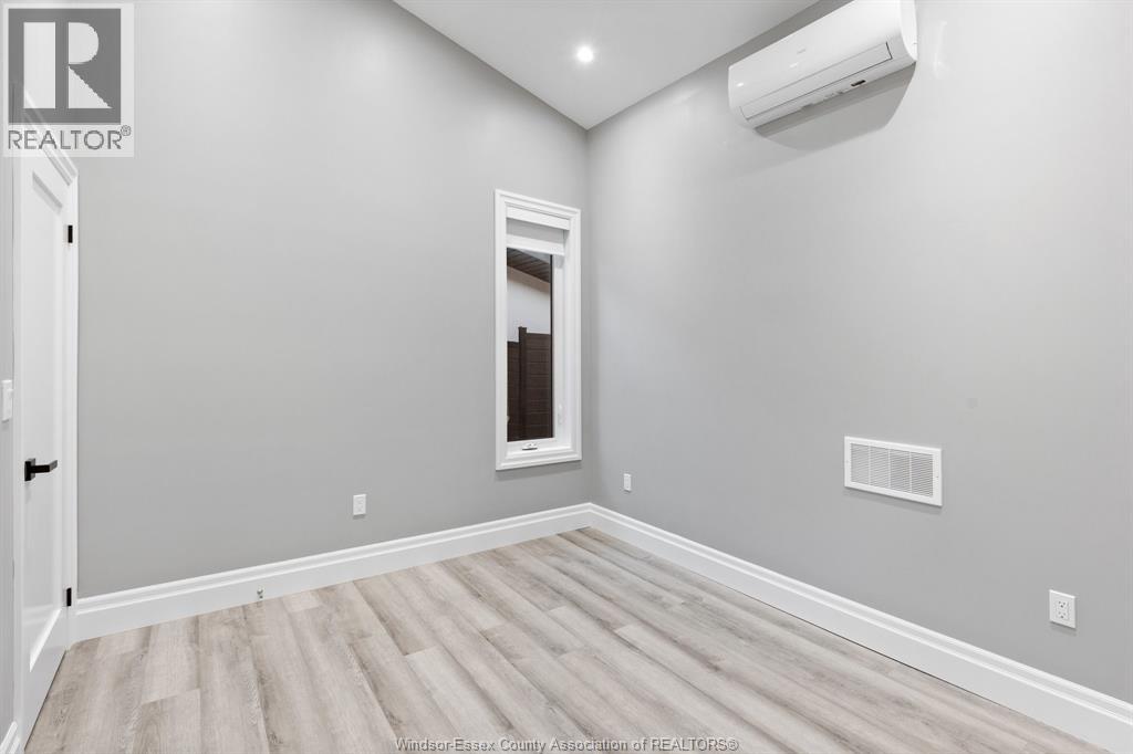 1825 Edgemore Unit# 2 Property Photo 14