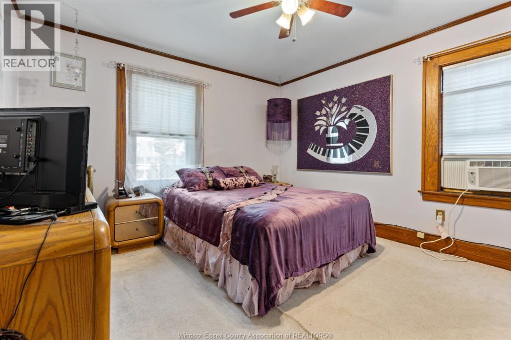 858 Chilver Property Photo 19