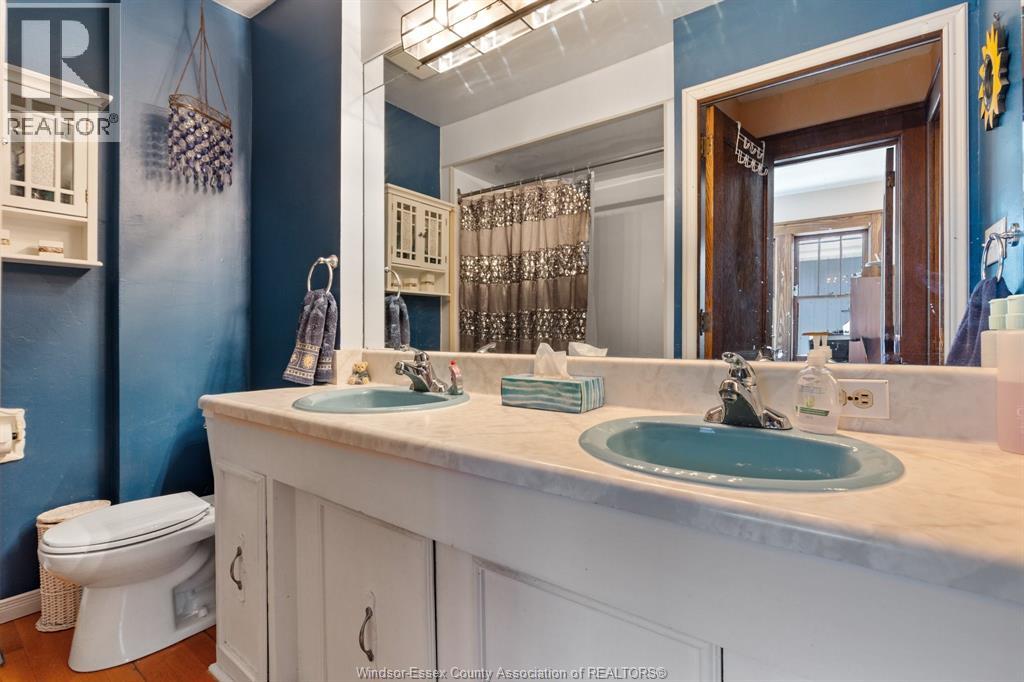 858 Chilver Property Photo 20