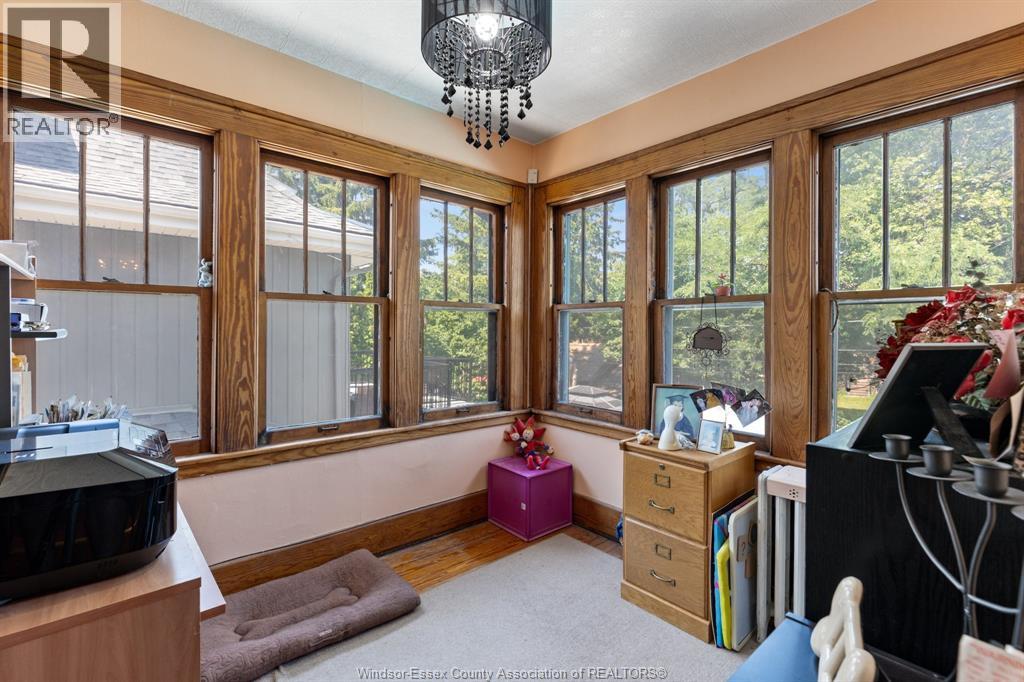 858 Chilver Property Photo 21