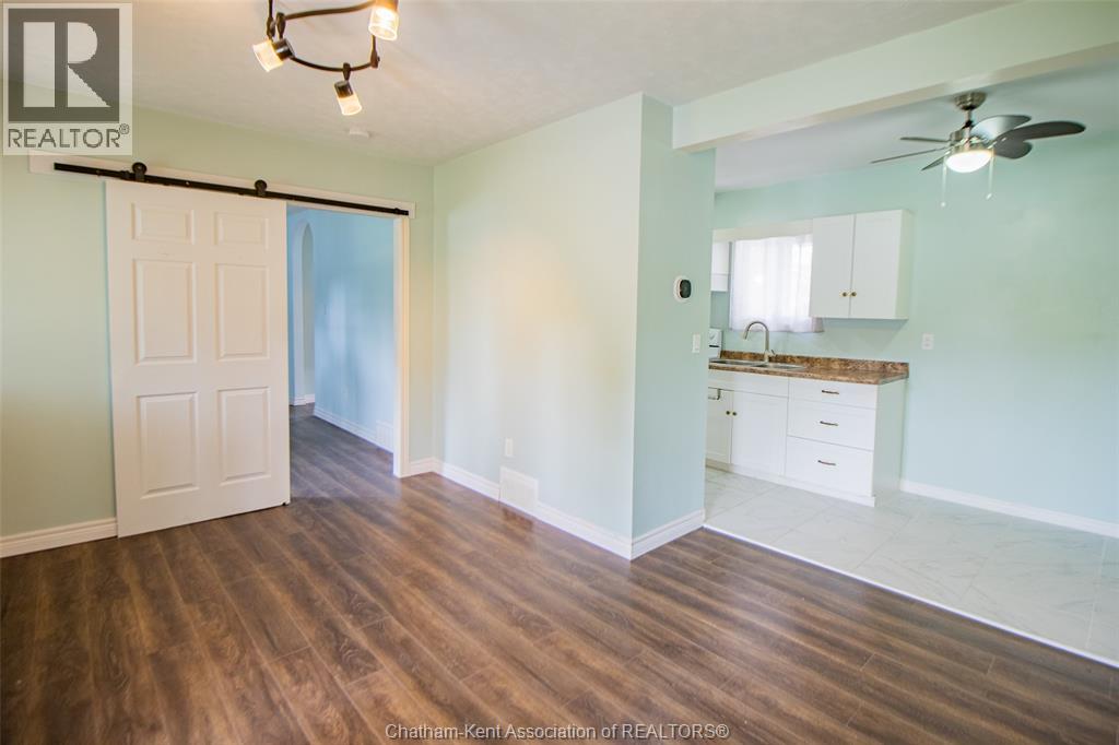 35 Berry Street Property Photo 7