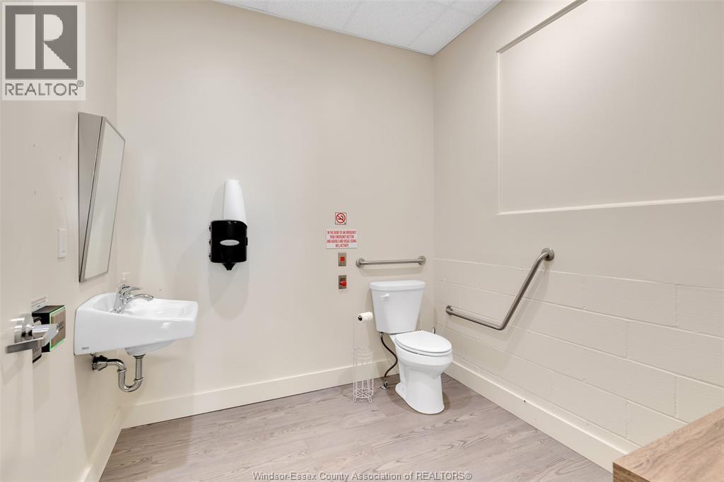 1030 Walker Road Property Photo 6