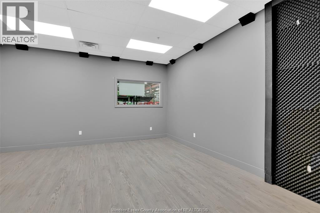 1030 Walker Road Property Photo 12