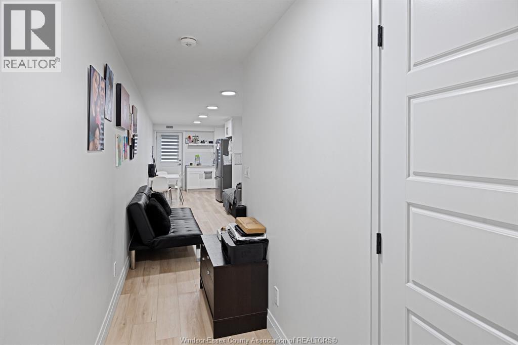 2224 Fraser Unit# Lower Property Photo 12