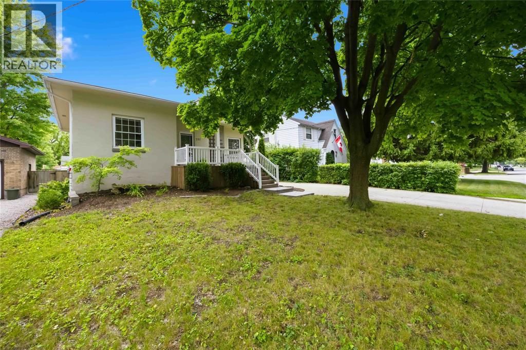 751 Ross Avenue Property Photo 12