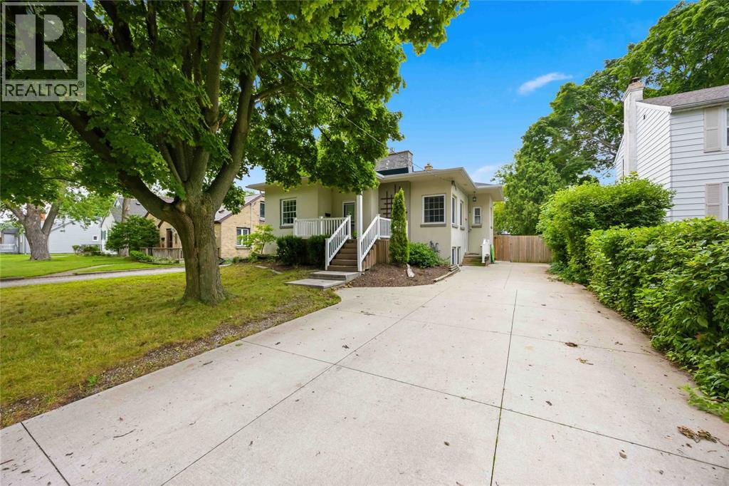 751 Ross Avenue Property Photo 13