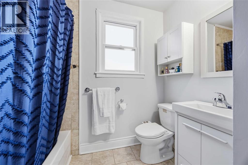 751 Ross Avenue Property Photo 30