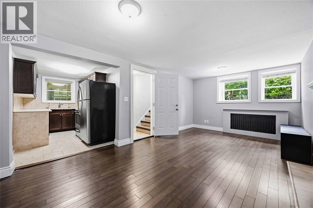751 Ross Avenue Property Photo 35
