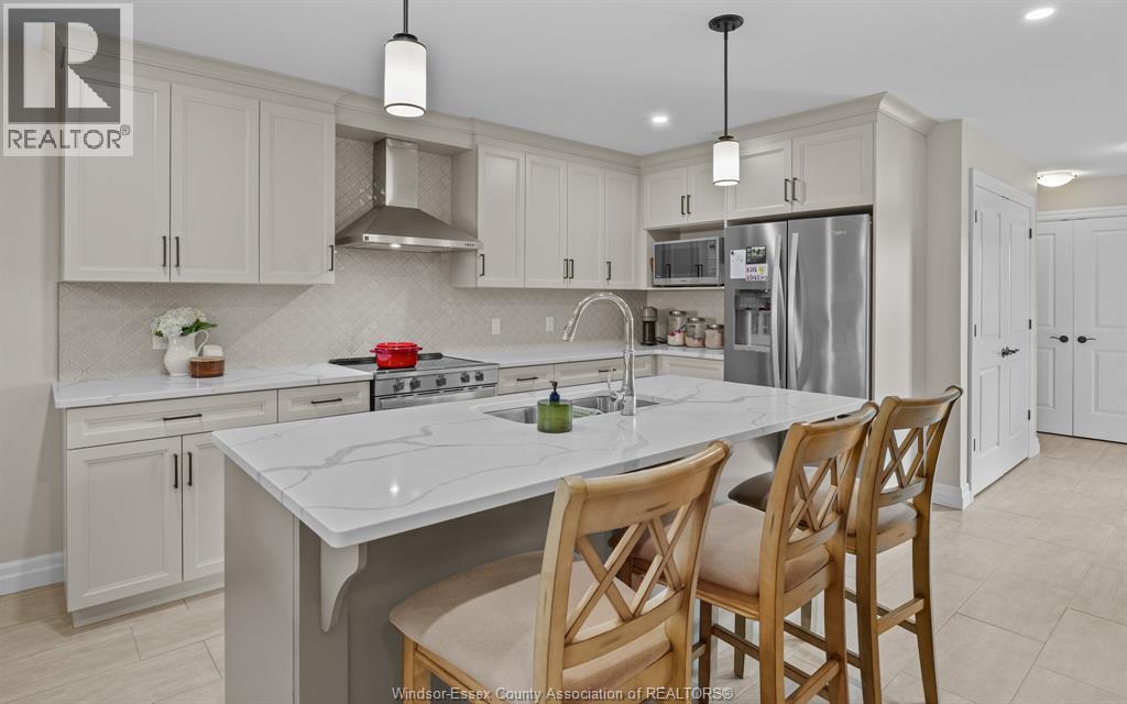 213 Meadowview Property Photo 7