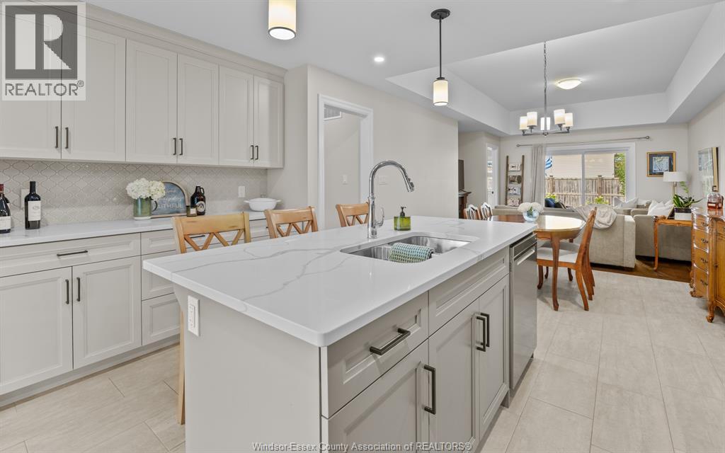 213 Meadowview Property Photo 10