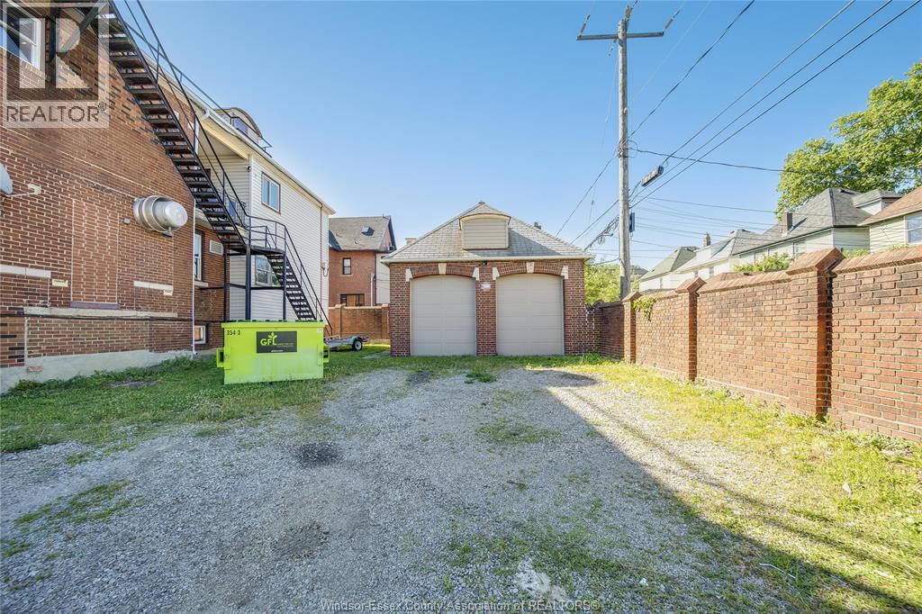 801 Victoria Avenue Property Photo 4